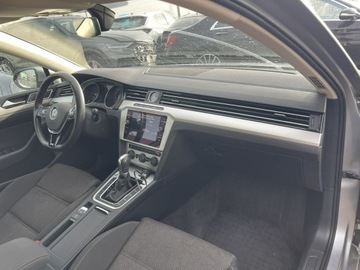Volkswagen Passat B8 Variant 2.0 TDI BlueMotion SCR 150KM 2017 Volkswagen Passat Automat Czujniki parkowania, zdjęcie 8