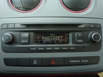 Seat Ibiza IV Hatchback 5d Facelifting 1.2 70KM 2014 Seat Ibiza 1.2 Benzynka, zdjęcie 20