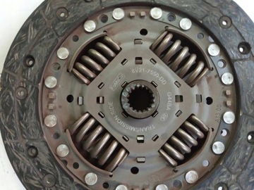 KOLO DVOUHMOTNÉ SPOJKA 1.5 TDCI FORD B-MAX