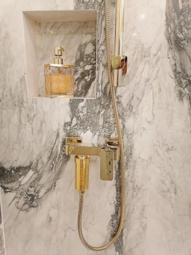 FITAqua AWF-SWR-P-B Фильтр для душа черный с KDF