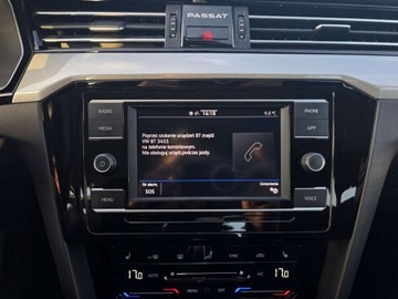 Volkswagen Passat B8 Variant Facelifting 1.5 TSI EVO 150KM 2022 Volkswagen Passat 1.5TSI 150KM FV23 DSG Business Salon Polska Serwisowany, zdjęcie 14