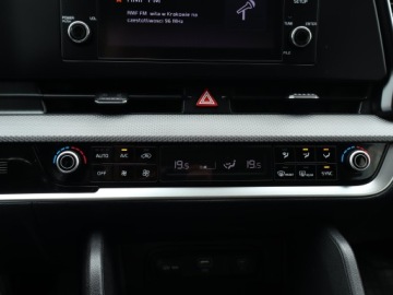 Kia Sportage V SUV 1.6 T-GDI MHEV 150KM 2022 Kia Sportage 1.6 T-GDI MHEV, Salon Polska, zdjęcie 12