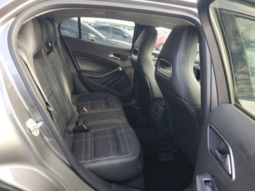 Mercedes GLA I 2017 Mercedes-Benz GLA 2017 MERCEDES-BENZ GLA 250 4MATIC 2.0 Benzyna 208KM, zdjęcie 10