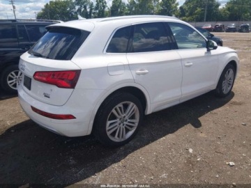 Audi Q5 II SUV 2.0 TFSI 252KM 2018 Audi Q5 2.0t Premium 2018 2.0 Benzyna 252KM, zdjęcie 4