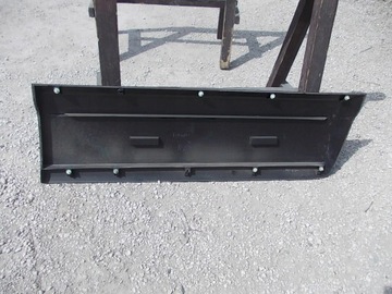 LIŠTA LEVÝ NA PŘEDNÍ DVEŘE MITSUBISHI PAJERO