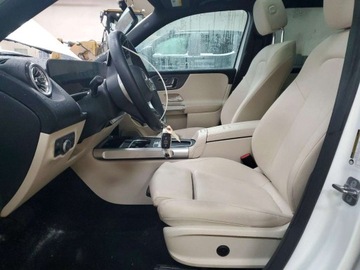 Mercedes GLB 2025 Mercedes-Benz GLB 250 4Matic 2025 2.0 Benzyna 221KM, zdjęcie 7