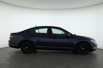 Volkswagen Passat B8 Limousine 2.0 TDI BlueMotion Technology 150KM 2017 VW Passat 2.0 TDI, Salon Polska, Klima, zdjęcie 5