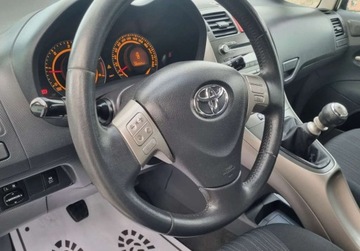 Toyota Auris I Hatchback 2.0 D-4D 125KM 2008 Toyota Auris SLICZNA 2.0 D4D Zadbana BOGATA WERSJA Oryginal SERWIS 2009r, zdjęcie 15