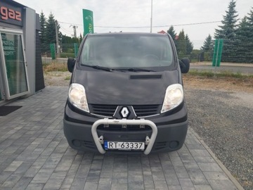 Renault Trafic II Furgon 2.0 dCi 115KM 2013 Renault Trafic Renault Trafic Passenger Pack Clim 2.0 Diesel 115KM, zdjęcie 8