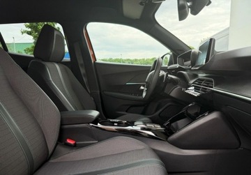 Peugeot 2008 II SUV 1.2 PureTech 130KM 2023 Peugeot 2008 1.2 PureTech 130KM Allure Pack SS EAT8 Salon PL FV23 1.2, zdjęcie 28