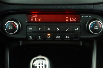 Kia Carens IV Minivan 1.6 GDI 135KM 2014 Kia Carens 1.6 GDI, Salon Polska, Serwis ASO, zdjęcie 9