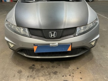 Honda Civic VIII Hatchback 3d 1.8 i-VTEC 140KM 2011 Honda Civic 1.8 VTEC Sport, zdjęcie 2