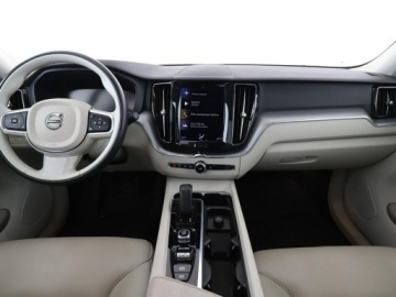 Volvo XC60 II Crossover Plug-In 2.0 T6 Plug-in Hybrid 340KM 2020 Volvo XC 60 PHEV jasne skóry 4x4 full LED, zdjęcie 14