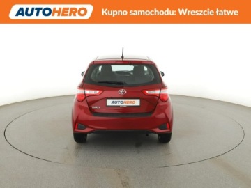 Toyota Yaris III Hatchback 5d Facelifting 2017 1.5 Dual VVT-iE 111KM 2019 Toyota Yaris kamera klima, zdjęcie 5