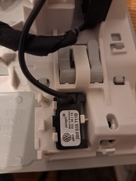 SEAT LEON III LAMPKA PODSUFITKI 5F0947105R