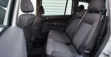Opel Zafira B 1.7 CDTI Ecotec 110KM 2014 Opel Zafira Opel Zafira 1.7 Diesel 110KM, zdjęcie 26