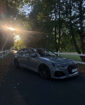 Audi A4 B9 RS4 Avant Facelifting 2.9 TFSI 450KM 2023 Audi RS4 Avant Audi RS4 Avant Avant quattro tiptronic 2.9 Benzyna 450KM, zdjęcie 25