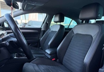 Volkswagen Passat B8 Variant Facelifting 2.0 TSI 190KM 2022 Volkswagen Passat LED Travel Assist Navi Easy OpenClose Salon PL FVAT, zdjęcie 22