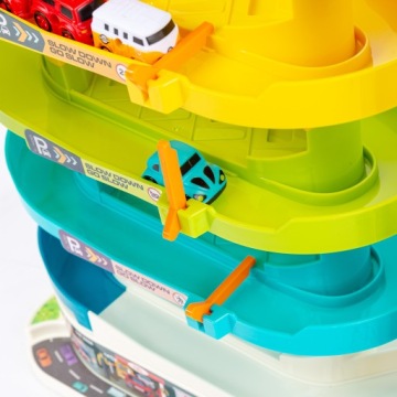 ПАРКОВКА С ЛИФТОМ СО СВЕТОМ И ЗВУКОМ, ЗАКРЫТА