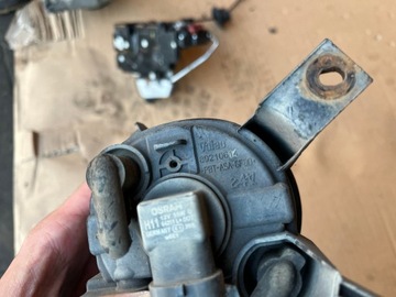 AUDI A3 8P FACELIFT HALOGEN PRAVÝ 8E0941700C 2008-2012