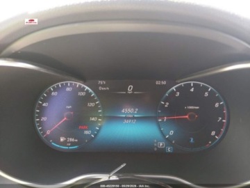 Mercedes GLC C254/X254 2022 Mercedes-Benz GLC 300, 2022r., 4x4, 2.0L 2.0 Benzyna 255KM, zdjęcie 8