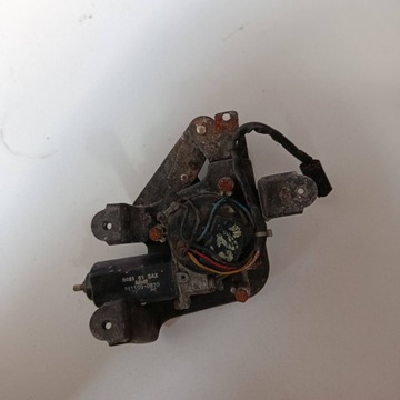 MAZDA 323 F 1992 ZADNÍ MOTOREK STĚRAČE OKNO 8611000870