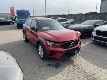 Volvo XC40 Crossover Facelifting 2.0 B4 197KM 2024 Volvo XC 40 B4 Skóra Kamera Pamięć Podgrzewanie, zdjęcie 2