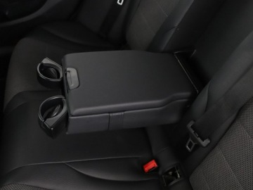 Mercedes Klasa C W205 Kombi 180 156KM 2015 Mercedes C 180 automat półskóra navi klima auto, zdjęcie 38