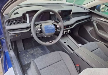 Skoda Superb IV 2025 Skoda Superb 1.5 TSI mHEV 150KM DSG ESSENCE, dostepny od reki 1.5 Hybryda, zdjęcie 4