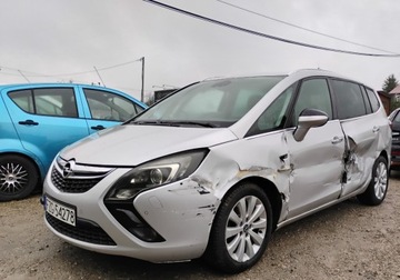 Opel Zafira C Tourer 2.0 CDTI ECOTEC 130KM 2012 Opel Zafira 2012r, 2.0 CDTI. Uszkodzony boki. 2.0 Diesel 130KM