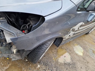 BLATNÍK PŘEDNÍ LEVÝ PEUGEOT 1007 2006 EZW