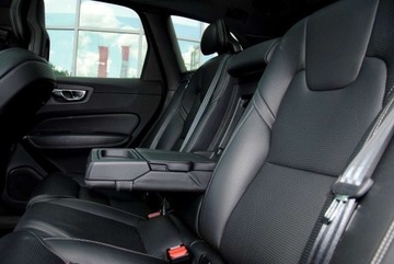 Volvo XC60 II Crossover D5 235KM 2018 Volvo XC 60 automat,D5 AWD,Inscription,salon PL,kamera,skora,BowersWilkins, zdjęcie 16