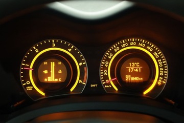 Toyota Auris I Hatchback 1.4 D-4D 90KM 2007 Toyota Auris 1.4 D-4D, Klima,ALU, zdjęcie 7