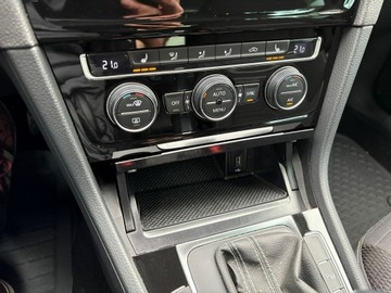 Volkswagen Golf VII 2014 Volkswagen Golf 1.4 125 KM DSG Podgrzewane fotele, zdjęcie 20