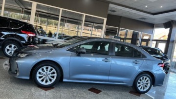 Toyota Corolla XII Sedan Facelifting 1.5 VVT-i 125KM 2023 Toyota Corolla 1.5 Benzyna 125 km tylko 32 tys. przebiegu 1.5 Benzyna 125KM, zdjęcie 16