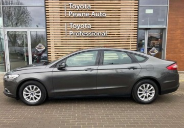 Ford Mondeo V Sedan 1.5 EcoBoost 160KM 2017 Ford Mondeo Ford Mondeo 1.5 EcoBoost Edition 1.5 Benzyna 160KM, zdjęcie 2