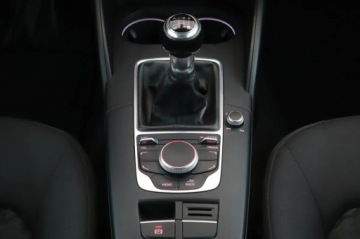 Audi A3 8V Limousine 1.4 TFSI 125KM 2015 Audi A3 1.4 TFSI, Salon Polska, Navi, Xenon, zdjęcie 16