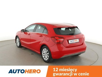 Mercedes Klasa A W176 Hatchback 5d Facelifting 180 122KM 2015 Mercedes A 180 półskóra navi grzane fotele, zdjęcie 3