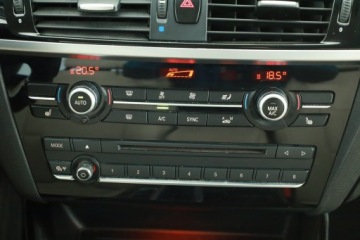 BMW X3 G01 SUV 2.0 20d 190KM 2017 BMW X3 xDrive20d, Salon Polska, Serwis ASO, zdjęcie 9