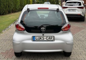 Toyota Aygo I Hatchback 3d 1.0 VVT-i 68KM 2011 Toyota Aygo 1,0 68KM Niski Przebieg Klimatyzacja Bezwypadkowy Dla wymagaja, zdjęcie 28