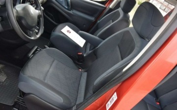 Peugeot Partner I 1.6 HDi 75KM 2010 Peugeot Partner 1.6 HDI Berlingo 5-Osobowy Klima 195 TYS KM Sprowadzony Op, zdjęcie 24