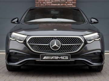 Mercedes Klasa E W214 Sedan 2.0 220d 197KM 2026 E Klasa 220 d 4-Matic AMG 2.0 (197KM) 2026, zdjęcie 1
