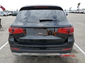 Mercedes GLC C253 2021 Mercedes-Benz GLC 2021 r., 2,0L GLC 300 2.0 Benzyna 255KM, zdjęcie 3