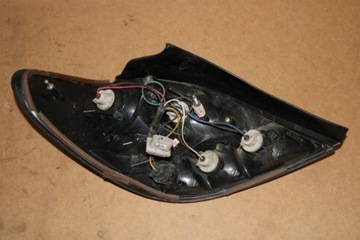 PEUGEOT 207 3D HB SVĚTLOMET SVĚTLO ZADNÍ PRAVÁ