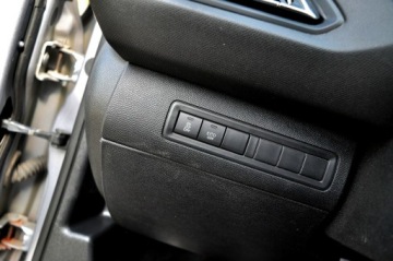 Peugeot 308 II 2016 Peugeot 308 1.6Hdi 115 KM GT-Line Full Led Masaże, zdjęcie 19
