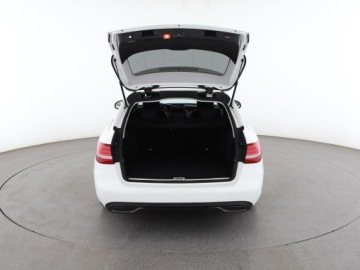 Mercedes Klasa C W205 Kombi 200 184KM 2017 Mercedes C 200 automat full LED półskóra grzane, zdjęcie 18