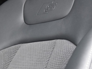 Audi Q7 II 2025 AUDI Q7 60 TFSI e quattro S Line Suv 3.0 (490KM) 2025, zdjęcie 3