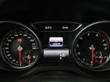 Mercedes CLA C117 Shooting Brake 1.6 180 122KM 2016 Mercedes CLA 180 automat navi kamera tempomat, zdjęcie 21