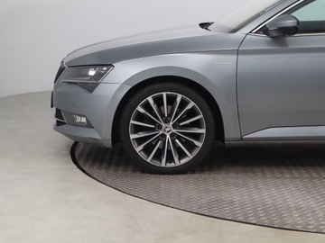 Skoda Superb III Kombi 2.0 TDI 190KM 2015 Skoda Superb 2.0 TDI, Salon Polska, 187 KM, Skóra, zdjęcie 13