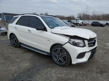 Mercedes GLE W166/C292 2018 Mercedes-Benz GLE 43 AMG 2018 3.0l 3.0 Benzyna 385KM, zdjęcie 4